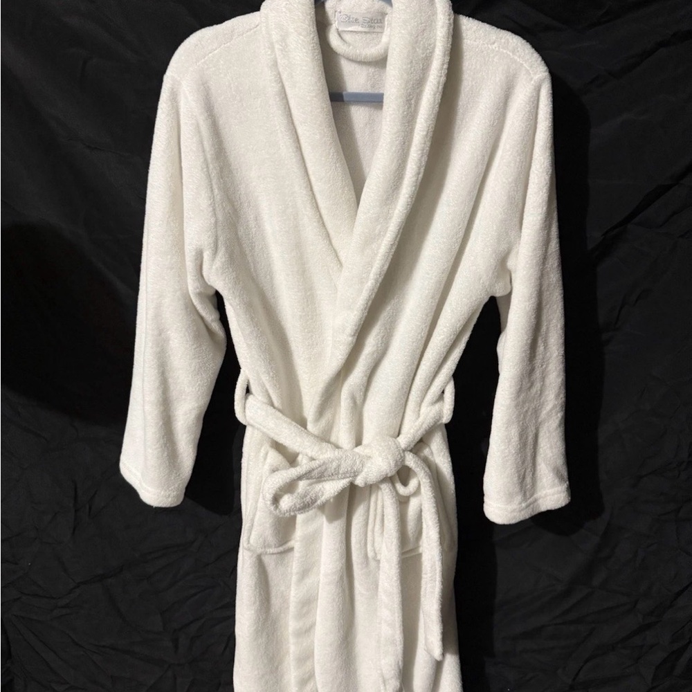Luxurious White Women's Robe